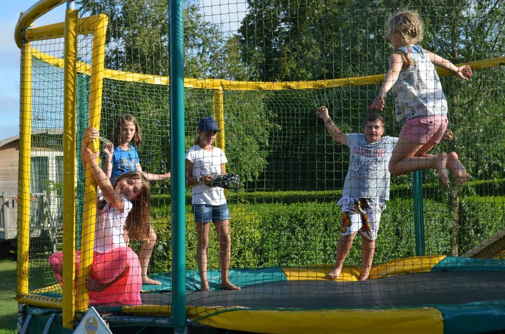 Camping De La Mottelette Forest-Montiers Exterior foto
